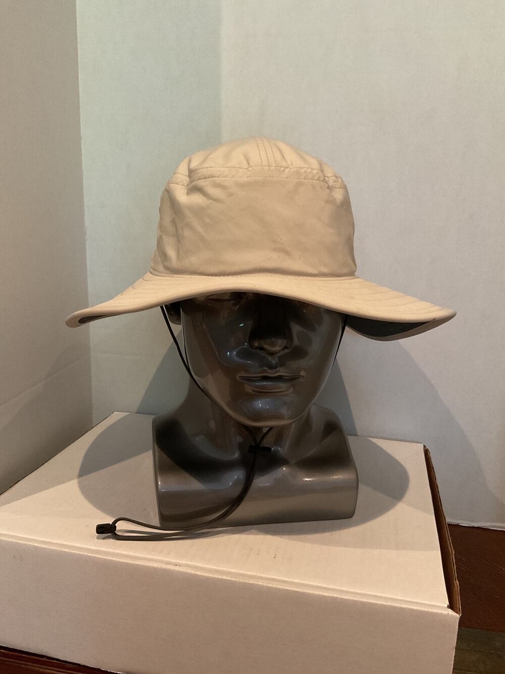 Solar Escape - Safari Sun Hat W/Chin Strap- Khaki & Gray -One Size - Unisex